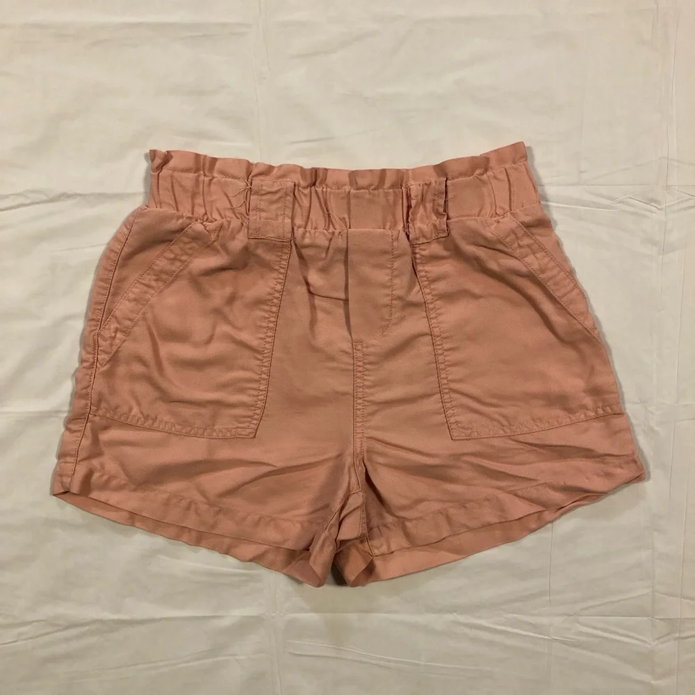 Time and Tru Women’s High Rise Pull-On Tencel Pink Shorts size XS